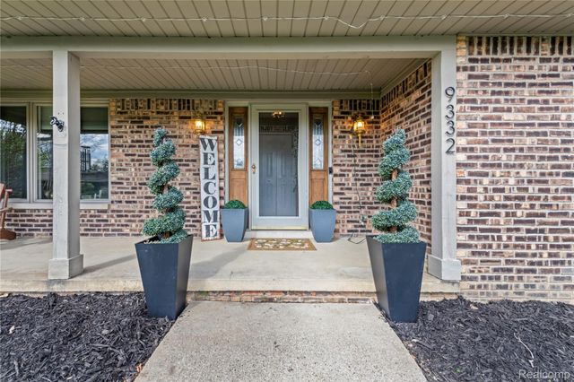 9332 Oakmont Drive, Grand Blanc Charter Township, MI 48439