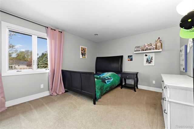 9332 Oakmont Drive, Grand Blanc Charter Township, MI 48439