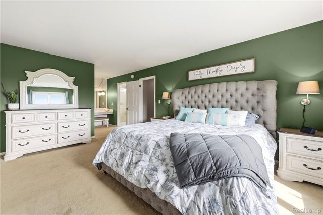 9332 Oakmont Drive, Grand Blanc Charter Township, MI 48439