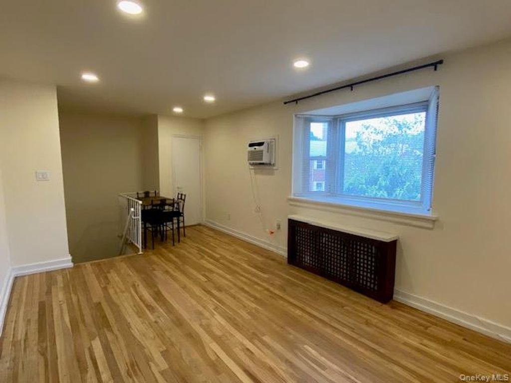 264-36 Langston Avenue A-2, Glen Oaks, NY 11004 — photo 3