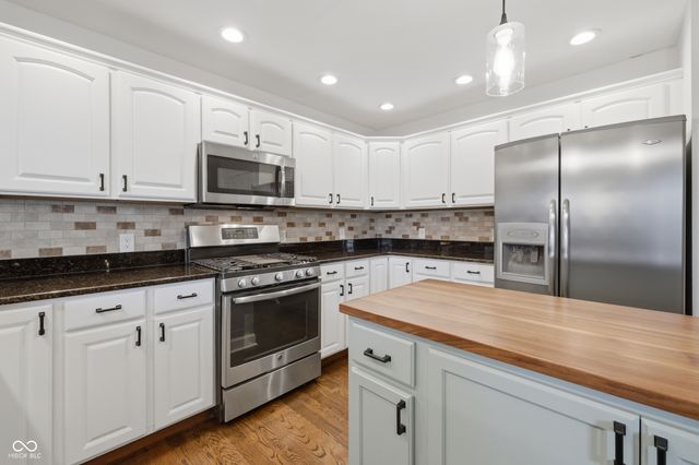 636 W Shel Lyn Court, Greenfield, IN 46140