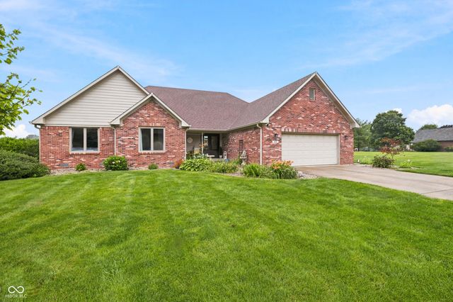 636 W Shel Lyn Court, Greenfield, IN 46140