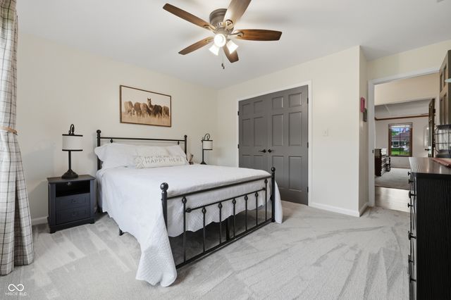 636 W Shel Lyn Court, Greenfield, IN 46140