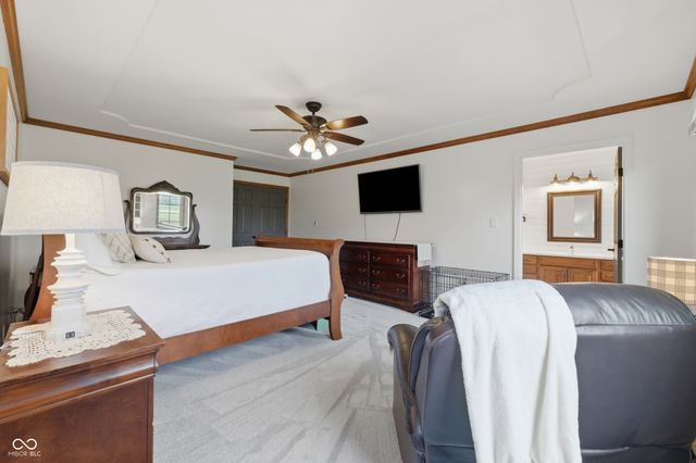 636 W Shel Lyn Court, Greenfield, IN 46140