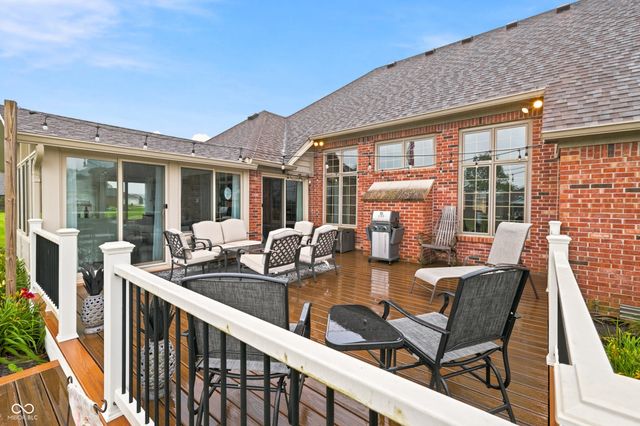 636 W Shel Lyn Court, Greenfield, IN 46140