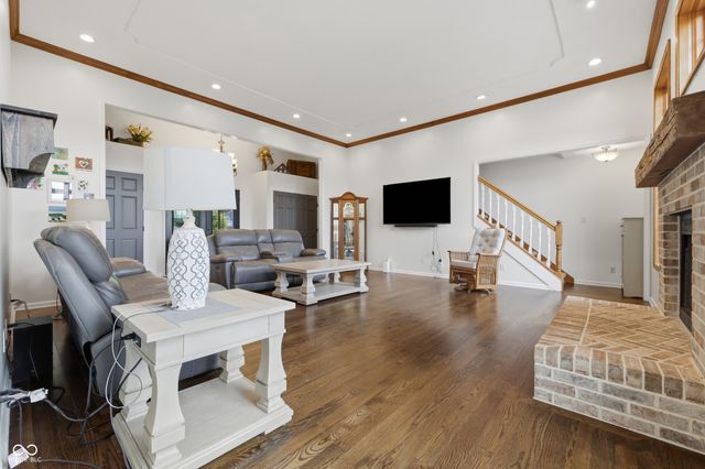 636 W Shel Lyn Court, Greenfield, IN 46140