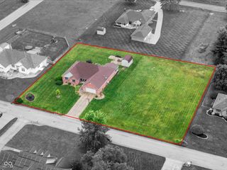 636 W Shel Lyn Court, Greenfield, IN 46140
