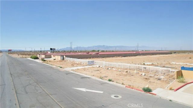 16454 Adelanto, Adelanto, CA 92301