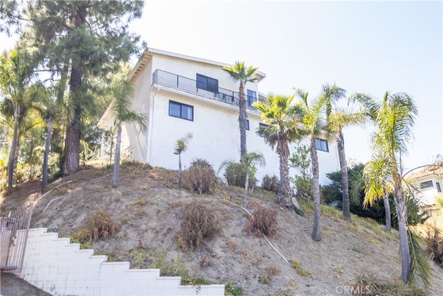4999 Alatar Drive, Woodland Hills, CA 91364