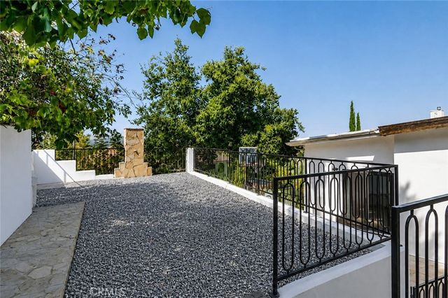 4999 Alatar Drive, Woodland Hills, CA 91364