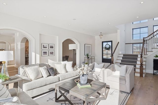 6695 Mckown Court, Independence, MN 55359