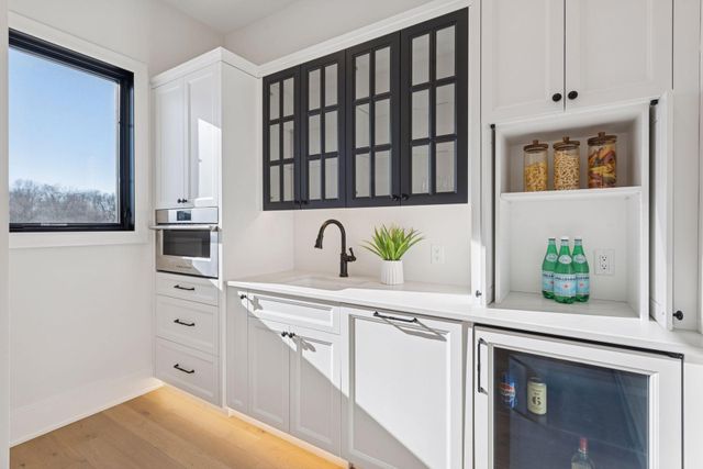 6695 Mckown Court, Independence, MN 55359