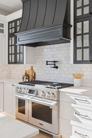 6695 Mckown Court, Independence, MN 55359