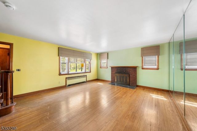 908 Thompson Ave, Roselle Boro, NJ 07203