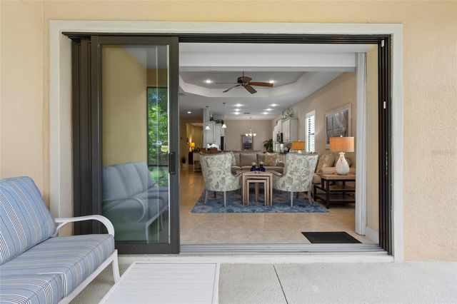 14426 WHITEMOSS TERRACE, Lakewood Ranch, FL 34202