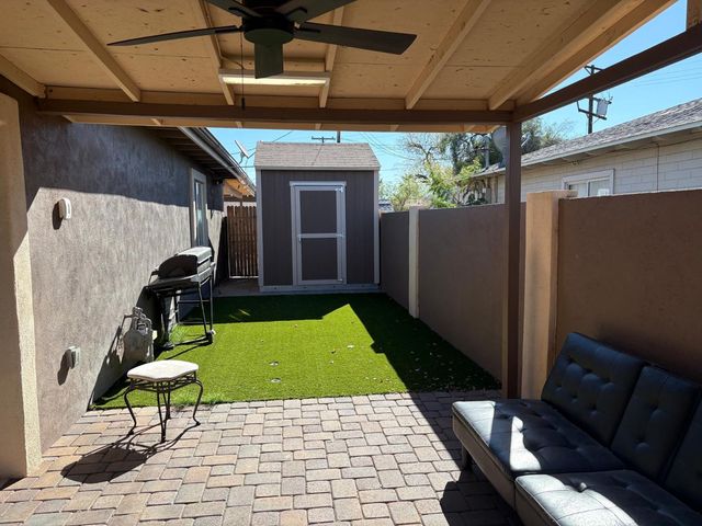 3229 N 54th Lane C, Phoenix, AZ 85031