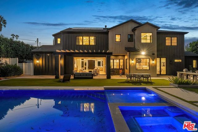 5124 Calvin Avenue, Los Angeles, CA 91356