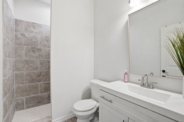 832 N Atkerson Lane, Euless, TX 76040