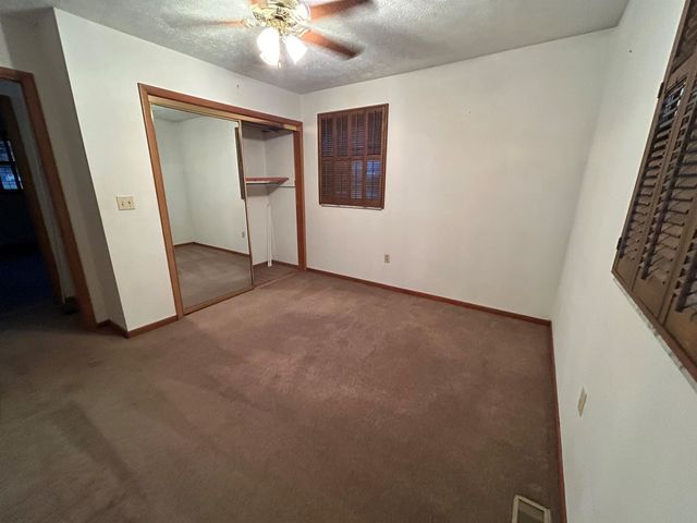 60 Garrett Drive, Wayne, WV 25570