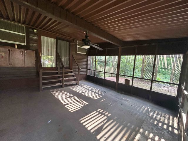 60 Garrett Drive, Wayne, WV 25570