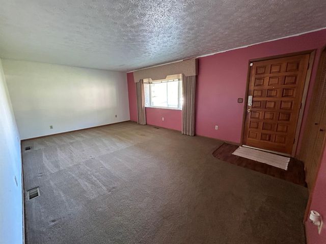 60 Garrett Drive, Wayne, WV 25570