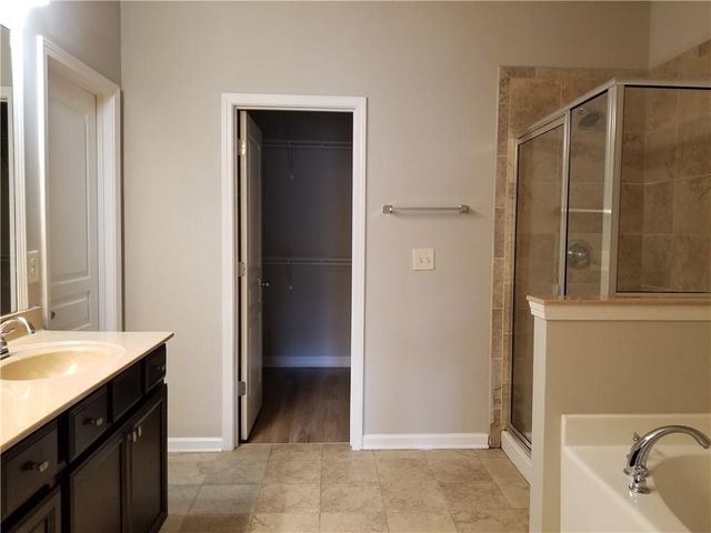 5930 Vista Brook Drive, Suwanee, GA 30024