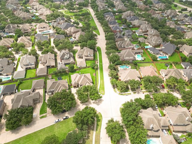 8529 Graceful Oak Crossing, Katy, TX 77494