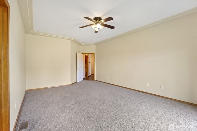 121 Scenic Drive NE, Moses Lake, WA 98837
