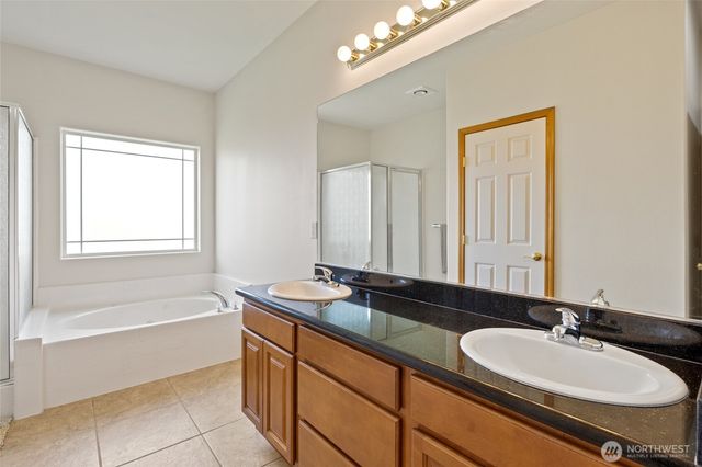 121 Scenic Drive NE, Moses Lake, WA 98837