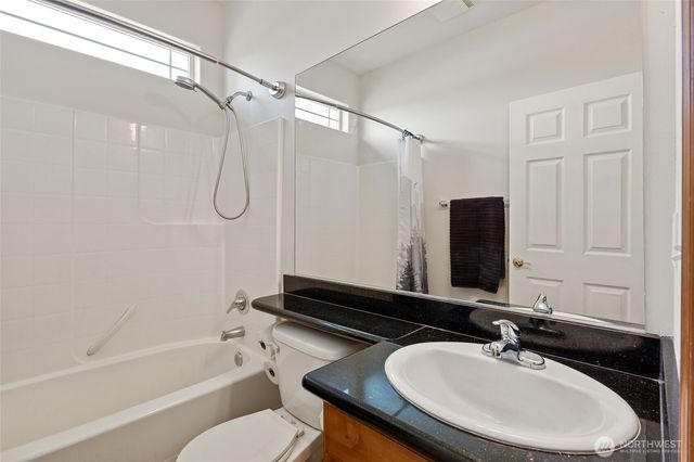 121 Scenic Drive NE, Moses Lake, WA 98837