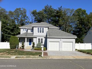 51 Enclosure Drive, Marlboro, NJ 07746