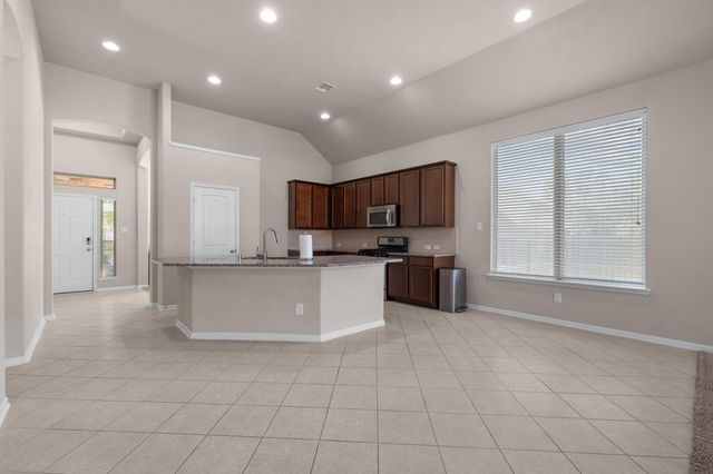 1501 Brook Hollow Drive, Pearland, TX 77581