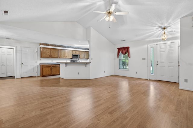 222 Rum Bluff Blvd., Longs, SC 29568