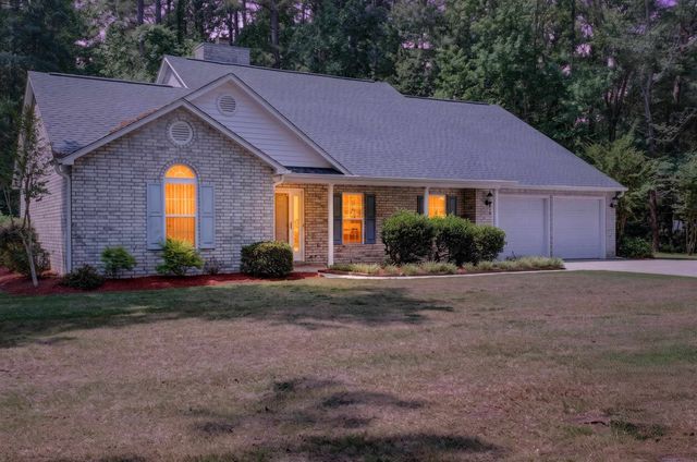 222 Rum Bluff Blvd., Longs, SC 29568