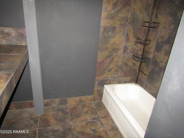 100 Teal Lane 20, Lafayette, LA 70507