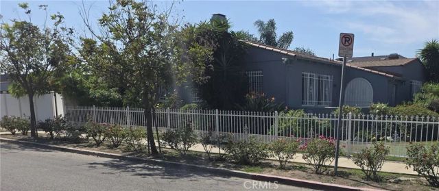 1902 W 65th, Los Angeles, CA 90047
