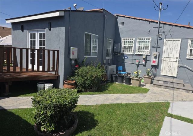 1902 W 65th, Los Angeles, CA 90047
