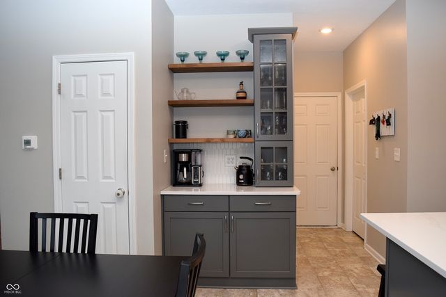 5323 Maywood Drive, Whitestown, IN 46075