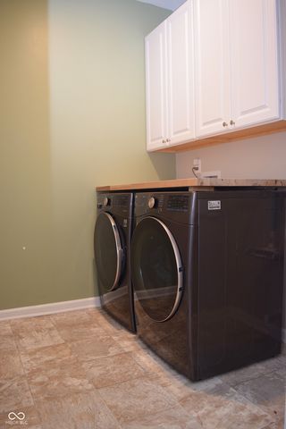 5323 Maywood Drive, Whitestown, IN 46075