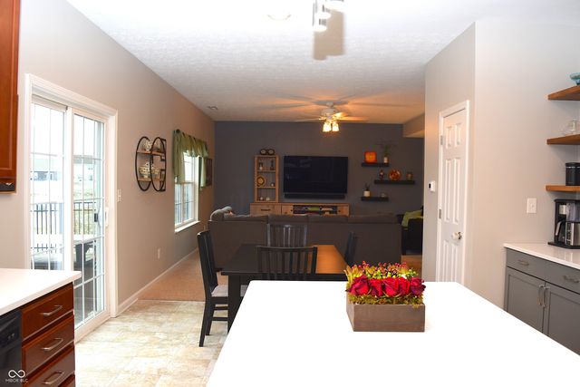 5323 Maywood Drive, Whitestown, IN 46075