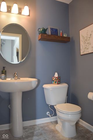 5323 Maywood Drive, Whitestown, IN 46075