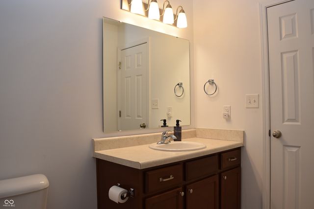 5323 Maywood Drive, Whitestown, IN 46075