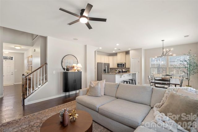 1845 Fleetwood Drive, Charlotte, NC 28208