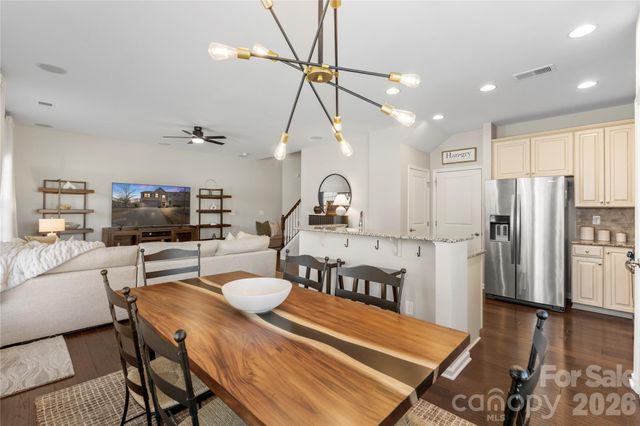 1845 Fleetwood Drive, Charlotte, NC 28208