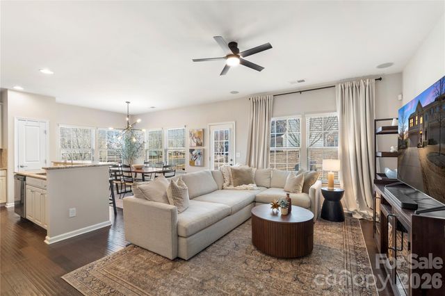 1845 Fleetwood Drive, Charlotte, NC 28208