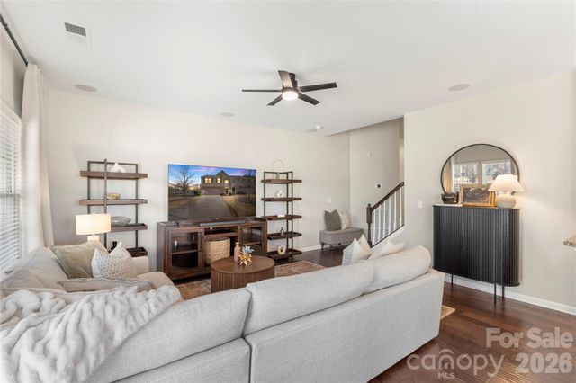 1845 Fleetwood Drive, Charlotte, NC 28208