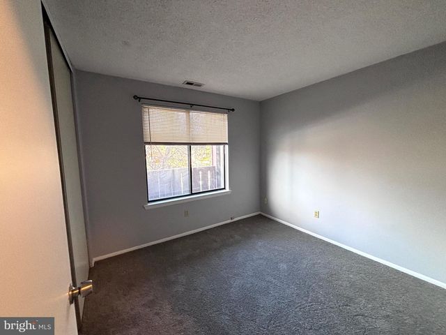 4810B ABERDEEN DR, Mount Laurel, NJ 08054