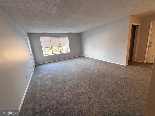 4810B ABERDEEN DR, Mount Laurel, NJ 08054