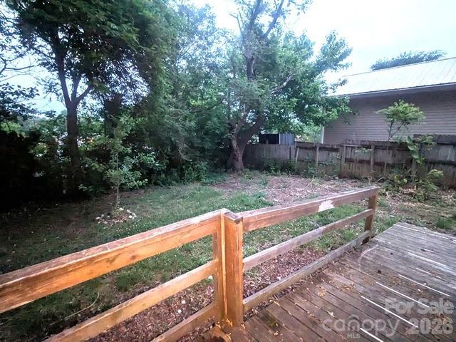 901 State Street Ext, Marion, NC 28752