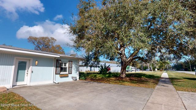1835 42nd Avenue, Vero Beach, FL 32960